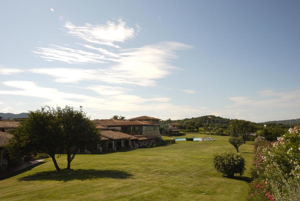 Due Lune Puntaldia Resort&Golf San Teodoro  Esterno foto